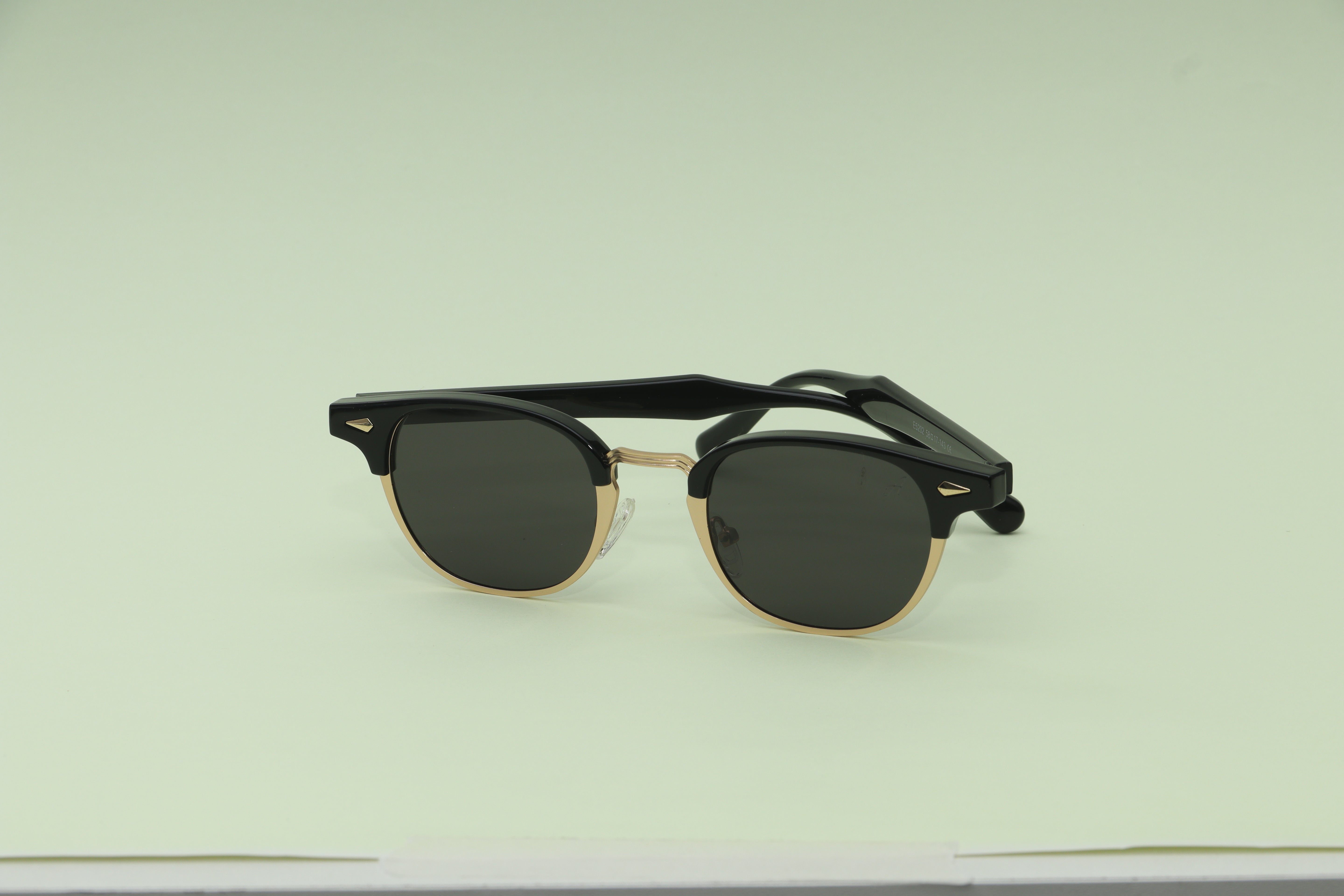 Óculos de Sol Hexagonal